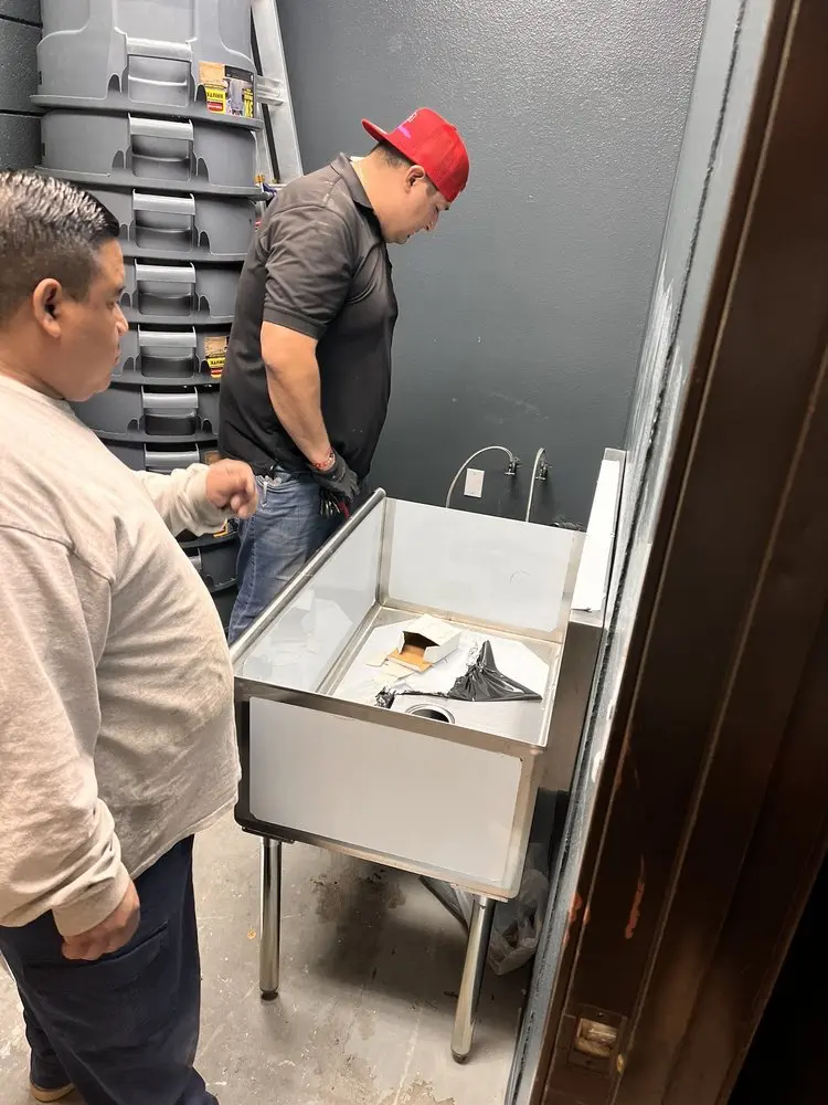 Commercial plumbing and sink installation in Downtown Long Beach
